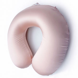 Protecteur de <span class=keywords><strong>cou</strong></span> de voyage en forme de U d'oreiller d'<span class=keywords><strong>avion</strong></span> en soie de mûrier pur avec mousse à mémoire de forme confortable pour les voyages en voiture de train d'<span class=keywords><strong>avion</strong></span> - Product Image 1