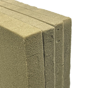 Cubos de Cultivo Hidropónico de Espuma Fenólica Pequeños con 90-98% de Espacio de Poros para el Desarrollo de Raíces de Cáñamo en Sistemas Hidropónicos Automáticos - Product Image 2