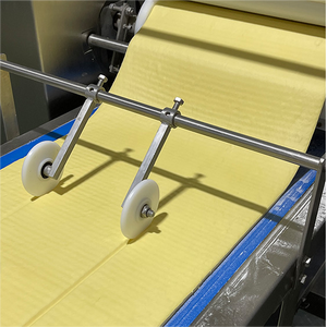<span class=keywords><strong>Ligne</strong></span> <span class=keywords><strong>de</strong></span> plastifieuse pour pâte feuilletée certifiée CE 1000 kg/h équipement <span class=keywords><strong>de</strong></span> laminage automatique <span class=keywords><strong>de</strong></span> pâtisserie <span class=keywords><strong>ligne</strong></span> <span class=keywords><strong>de</strong></span> fabrication <span class=keywords><strong>de</strong></span> pâte à pâtisserie pour usine alimentaire - Product Image 2
