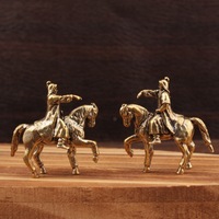 Ornements en laiton du général Genghis Khan, petits ornements artisanaux, décorations rétro, figurine, 1 pièce