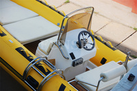 2022 Top Fashion 4.8m 16ft Sport Yacht PVC fibre de verre/aluminium coque bateau gonflable léger moteur hors-bord conception stable