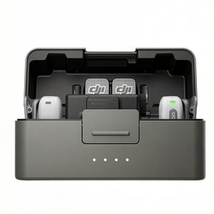 Microphone Mini 2 Original pour l'enregistrement audio professionnel avec des coques frontales magnétiques colorées et interchangeables - Product Image 1