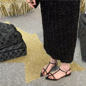 Sandalias de Tacón Grueso de Piel Sintética Roja con Tira Fina para Mujer, Nuevos Estilos de Primavera, Verano y Otoño, Zapatos de Tacón Alto Puntiagudos - Product Image 2