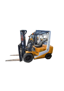 Montacargas TCM de 3 Toneladas FD30 con Motor Diésel, Altura de Elevación de 3m, Mástil Reforzado, Tipo Contrapeso, para Uso en Obras de Construcción - Product Image 2