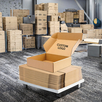 Boîtes d'expédition et d'emballage cadeau en carton ondulé aseptique personnalisées OEM KK 2026 avec logo sur mesure et doublure en éponge