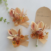 Set Korsase & Boutonniere Pernikahan Buatan Tangan, Bunga Pergelangan Tangan & Pin Kerah Buatan untuk Pengantin Wanita, Pengantin Pria, Pengiring Pengantin.