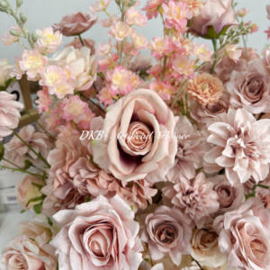 Alfombras de Pasillo de Tela de Seda Artificial en Rojo o Colores Personalizados al por Mayor para Decoraciones de Halloween y Pascua - Product Image 3