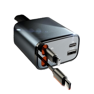 Cargador de Coche USB-C Retráctil de 67W con Carga Rápida QC3.0 y SCP para Adaptador de Viaje 16/16e - Product Image 1