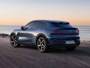 2025 Xiao Mi Yu7 EV 5 puertas SUV 5 plazas Auto caja de cambios de alta velocidad 496-Hp nuevo eléctrico 675Km rango cuatro ruedas modelo Base de tracción - Product Image 5