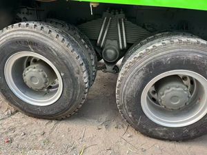 Camion benne lourd d'occasion à bas prix, Diesel Sinotruk HOWO 336 371 400 8x4, moteur Weichai Euro 3, conduite à gauche, caméra arrière - Product Image 5