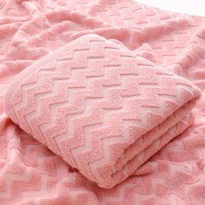 Serviette de Bain en Coton Ultra Doux à Effet Ondulé pour Adultes, Écologique, Séchage Rapide, Absorbante, Idéale pour Hôtels et Usage Commercial Polyvalent (Vente en Gros) - Product Image 4
