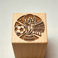 Kit de tampons en bois commémoratifs de la Coupe du Monde de football DIY, en bois naturel avec motifs personnalisables, incluant des monuments du pays hôte