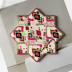 Sottobicchiere in Ceramica a Forma di Stella Ottagonale con Motivo Atlas, Decorazione Etnica in Lamina d'Oro, Isolante Termico per Casa - Product Image 3