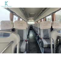 Un bus d'occasion de haute qualité, presque neuf, modèle 6128, avec 50 sièges, doté d'un intérieur luxueux et d'une conception spacieuse