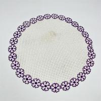 Set de table rond en maille tressée, fond blanc, bordure florale marguerite violette et verte, résistant à la chaleur, antidérapant, lavable, pour la décoration de table à manger
