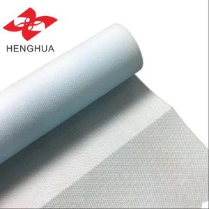 सफेद/काले pp tt पूर्व-कट नॉनबुने वाले टेबलसूट पहनने योग्य वाटरप्रूफ एंटी-स्टैटिक <span class=keywords><strong>uv</strong></span> प्रतिरोधी सस्ते बिना बुना हुआ कपड़ा - Product Image 1