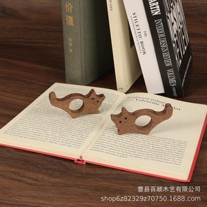 Clip de livre en bois pour chat et chien, 7.3x4.3x1.3cm, presse-livre portable réutilisable pour la lecture - Product Image 4