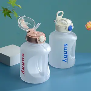 YTJE Plastik-Wasserbehälter 1000 ml halbe Gallone Sport-Wasserflasche große Kapazität auslaufsicher BPA-freie Wasserflaschen