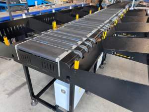 उच्च गति बुद्धिमान पार्सल सॉर्टिंग कन्वेयर सिस्टम पैडल डायवर्ट के लिए मोमीटर ईकॉमर्स सॉर्टिंग - Product Image 2