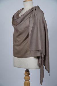 Luxury Cashmere Fine Wool Stole Plain Hand Dyed Soft Lightweight <b>Shawl</b> <b>Wrap</b> Elegant Women Fashion Accessories - Product Image 3