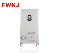 Régulateur de tension monophasé 30 KVA en cuivre SVC entièrement automatique et réglable avec contrôle par servomoteur pour utilisation en centre de données
