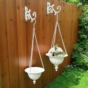 Pot <span class=keywords><strong>de</strong></span> fleurs mural Virtue And Respect, 20 cm, en métal blanc, pour <span class=keywords><strong>jardin</strong></span> extérieur - Product Image 1