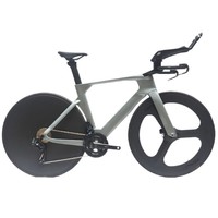 Vélo de route en fibre de carbone 24 vitesses, modèle de course de triathlon, transmission électronique, roues aérodynamiques, freins à disque doubles, ergonomique
