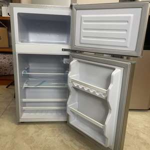 Réfrigérateur à deux portes Dortoir à économie d'énergie à louer avec mini-réfrigérateur de congélation et de refroidissement pour étudiants - Product Image 3