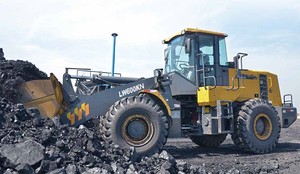 รถตักล้อยางจีนยี่ห้อดัง รุ่น LW600KN ขนาด 6 ตัน ขายดี รถตักแบบมีบุ้งกี๋ 6 ตัน แบบยืดหดได้ ราคาถูก ทนทาน - Product Image 5