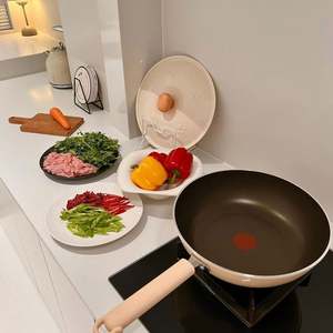 Juego de Muebles de Cocina Modernos Personalizados en Color Blanco, Isla de Madera, Material de Tablero de Melamina, Estructura de Madera, Panel de Puerta Lacado para Apartamentos - Product Image 4