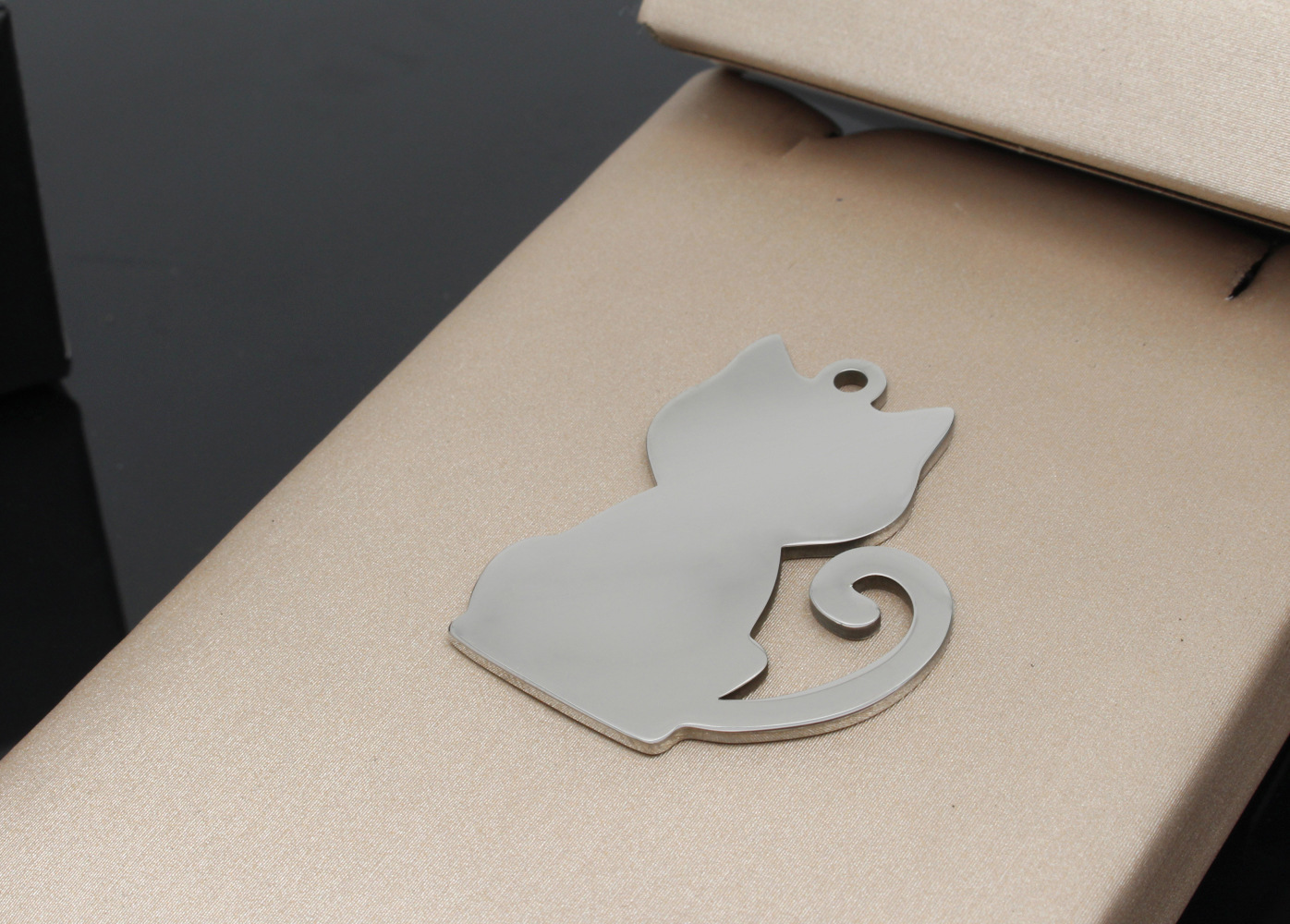 35*28mm cat silver