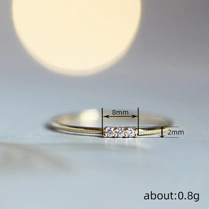 Anello da Donna in Oro Massiccio 18K con Diamante Naturale Taglio Brillante Rotondo, Gioiello Minimalista per Fidanzamento, Colore G - Product Image 4