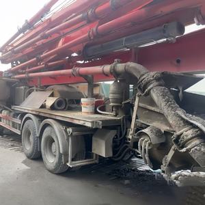 Camión Bomba de Concreto Hidráulico Usado en Buen Estado, con Pluma Plegable de 6 Secciones de 56 m y Capacidad de Bombeo de 180 m³/h, en Venta - Product Image 4