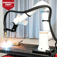 Cobot de soudage collaboratif 6 axes sans clôture de sécurité, manipulateur de soudage à l'arc léger, station automatique pour tôles et cadres.
