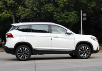 Prix moins cher Nouvelles Voitures Chinois LED Caméra Lumière Électrique 12 Cuir Turbo Multi-fonction Automatique Toit Ouvrant 4x4 Pickup Truck SUV