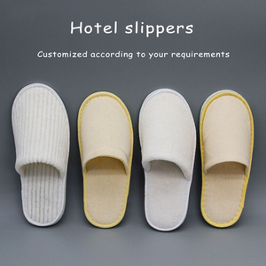 Pantuflas Desechables para Hotel, Pantuflas de Spa Blancas Cómodas para Huéspedes con Logotipo Personalizado al por Mayor, Bajo MOQ, Unisex - Product Image 2