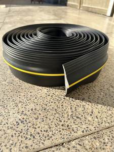 Bande d'étanchéité étanche en caoutchouc <span class=keywords><strong>PVC</strong></span> pour <span class=keywords><strong>seuil</strong></span> inférieur <span class=keywords><strong>de</strong></span> <span class=keywords><strong>porte</strong></span> <span class=keywords><strong>de</strong></span> garage Fabricant <span class=keywords><strong>de</strong></span> bandes d'étanchéité - Product Image 2