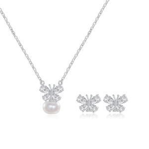 Butterfly Pearl Necklace For Women <b>Copper</b> Alloy Clavicle <b>Chain</b> Everyday Wear - Product Image 3