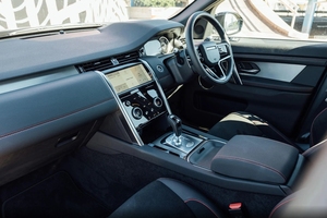Land-Rover <span class=keywords><strong>Discovery</strong></span> <span class=keywords><strong>Sport</strong></span> 2025 Ps AWD 4WD 48V hybride SUV de taille moyenne nouveau moteur Turbo boîte de vitesses automatique sièges en cuir <span class=keywords><strong>ACC</strong></span> gauche 249 - Product Image 5