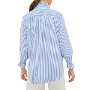 Camicetta da <span class=keywords><strong>Donna</strong></span> Personalizzata di Alta Qualità <span class=keywords><strong>a</strong></span> <span class=keywords><strong>Righe</strong></span> <span class=keywords><strong>Blu</strong></span> <span class=keywords><strong>e</strong></span> <span class=keywords><strong>Bianche</strong></span> con Colletto <span class=keywords><strong>a</strong></span> Balze <span class=keywords><strong>e</strong></span> Maniche <span class=keywords><strong>a</strong></span> Tre Quarti - Product Image 2