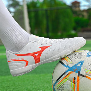 Chaussures de sport d'extérieur AKS pour hommes, crampons de football, faible MOQ (2 paires), chaussures de football sportives <span class=keywords><strong>moins</strong></span> chères - Product Image 2