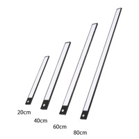 Lumière intelligente de capteur de mouvement Appliques murales à piles Éclairage d'armoire magnétique à led rechargeable sans fil