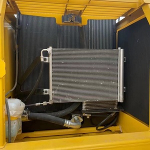 Excavadora de cadenas Komatsu Pc220 reacondicionada de fábrica, en buen estado, equipo Komatsu original usado - Product Image 5