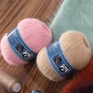 HILADO DE FUCHEA MENCA 50G+20G para tejer a mano suéteres y cárdigans de mujer, extra suave, esponjoso y cálido, teñido en masa, mezcla de angora y conejo. - Product Image 6