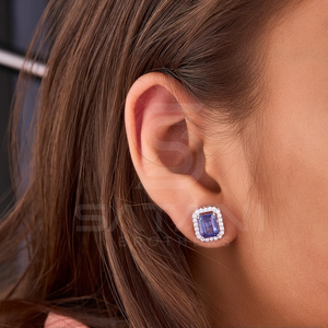 Pendientes de Halo con Circonita Cúbica Azul Corte Esmeralda, Plata de Ley, Cierre de Rosca, Joyería Elegante y Brillante para Uso Diario y Ocasiones Especiales - Product Image 4