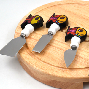 Ensemble <span class=keywords><strong>de</strong></span> couteaux à fromage Boîte en chêne Planche à fromage en bakélite Ensemble <span class=keywords><strong>de</strong></span> couteaux à fromage peut tourner la <span class=keywords><strong>plaque</strong></span> <span class=keywords><strong>de</strong></span> découpe <span class=keywords><strong>de</strong></span> pizza à pain rond - Product Image 4