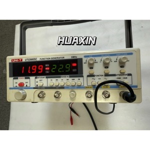 UNI-T UTG9005C เครื่องกำเนิดสัญญาณรูปคลื่นดิจิตอล 0.5Hz-5MHz AC 220V - Product Image 2