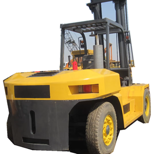 Montacargas Diésel Komatsu FD150-7 de 15 Toneladas, Usado, de Alta Capacidad de Carga, Altura de Elevación de 3000 mm, Mástil de Dos Etapas - Product Image 1