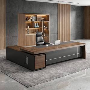 Bureau de direction en L pour le patron et le manager : simple, élégant et grandiose. Avec armoire de rangement. Personnalisable. - Product Image 2