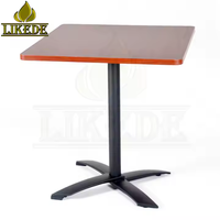 Table pliante en aluminium au design moderne réglable pour les restaurants, les cafés, les hôtels, les écoles, le salon extérieur ou les hôpitaux